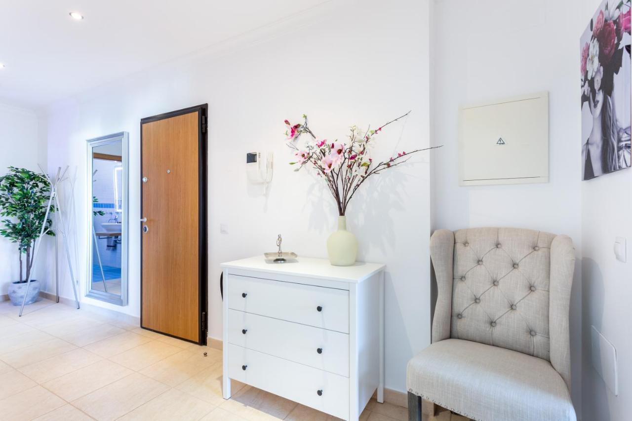 Sacha'S Sweet Home, Lovely 2 Bedroom Apartment, Walking Distance To Town, Beach And Marina ラゴス エクステリア 写真