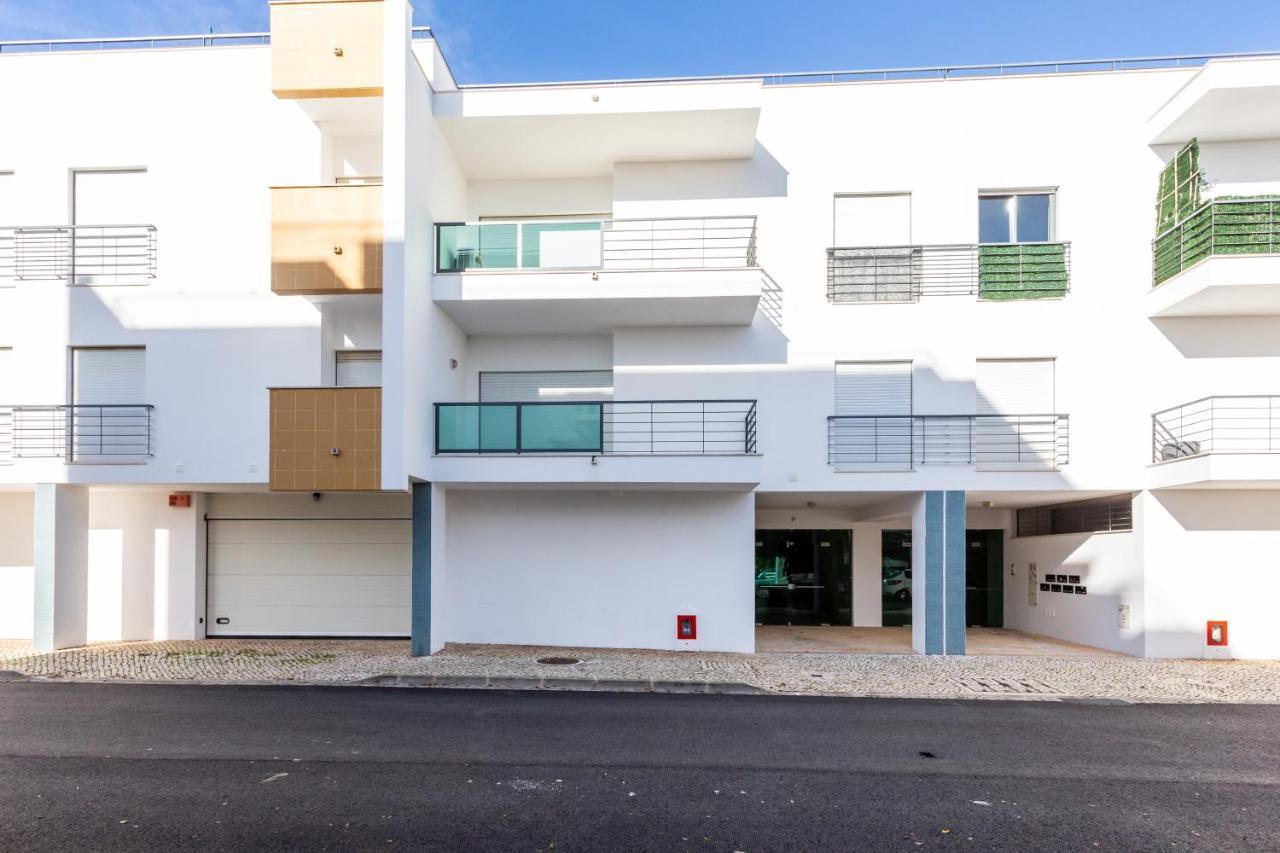 Sacha'S Sweet Home, Lovely 2 Bedroom Apartment, Walking Distance To Town, Beach And Marina ラゴス エクステリア 写真
