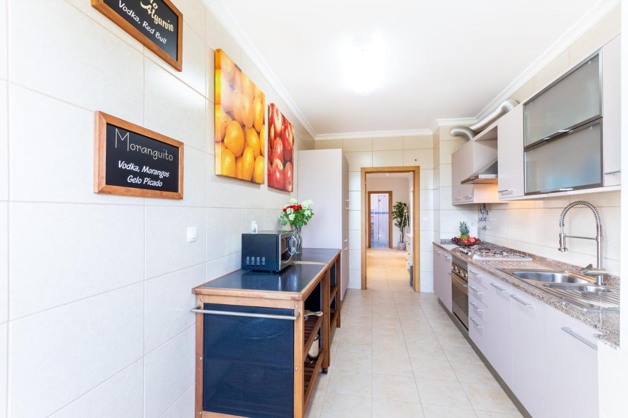 Sacha'S Sweet Home, Lovely 2 Bedroom Apartment, Walking Distance To Town, Beach And Marina ラゴス エクステリア 写真